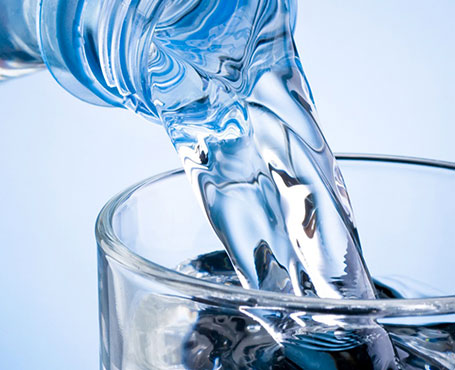 霈雨露純凈水品牌宣傳網(wǎng)站